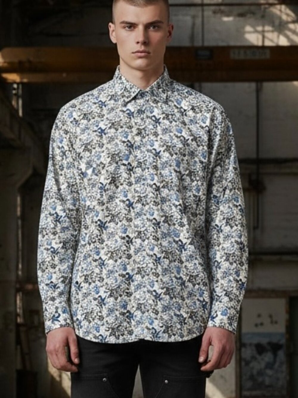 NEW Robert Graham Valdez Men’s Shirt LARGE long sleeve button up blue Black NWT